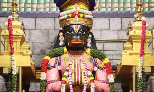 நாமக்கல் ஆஞ்சநேயருக்கு நடப்பாண்டின் முதல் வெண்ணெய் காப்பு அலங்காரம்