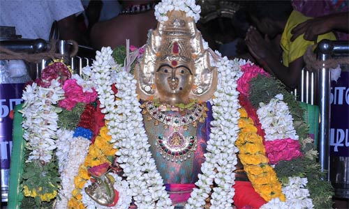 Veerapandi Gowmariamman Temple Festival; Pilgrims flock | வீரபாண்டி ...