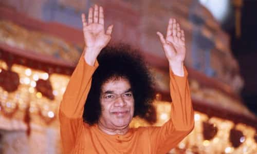 எனது பணியும் நோக்கமும் என்ன? 1947ம் ஆண்டே எழுதி வைத்த பகவான் சத்ய சாய்பாபா