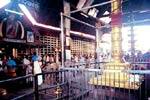 குருவாயூர் கோவில் யானைக்கு செயற்கை தந்தம் பொருத்தம்!
