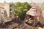 அசைந்தாடி வரும் அழகிய தேர்கள்!