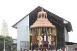 வைகுண்ட தர்மபதி கோவிலில் புதிய தேர் வெள்ளோட்டம்!