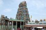 ஆதிகேசவப்பெருமாள் கோவிலில் ஆக்கிரமிப்புகளை அகற்றுவதில் மெத்தனம்!