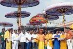 பார்தசாரதி திருக்கோவிலில் திருக்குடைகளுக்கு சிறப்பான பூஜை!
