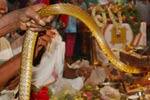 திருப்பூரில் வினோதம் நாக பாம்புக்கு பூஜை!