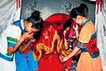 மணப்பெண்கள் அழும் திருவிழா!