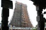 உளவுத்துறை எச்சரிக்கை: மீனாட்சி அம்மன் கோவிலில் பாதுகாப்பு அதிகரிப்பு!