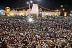 திருமலையில் வரிசையில் நீண்ட நேரம் காத்திருந்ததால் பக்தர்கள் ஆவேசம்!