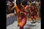 ஸ்ரீவி.,மாரியம்மன் கோயில் பூக்குழி விழா!