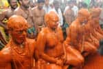 பாடலாத்திரி கோவிலில் பக்தர்களுக்கு மிளகாய் கரைசல் அபிஷேகம்!