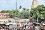 ராமேஸ்வரம் கோயிலில் கூடுதல் கவுன்டர் இன்றி பக்தர்கள் அவதி