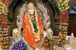 ஷீரடி சாய்பாபா கோவிலில் இலவச லட்டு பிரசாதம்