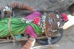 மழை வேண்டி கொடும்பாவிக்கு பெண்கள் வினோத வழிபாடு!
