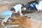 திருப்பரங்குன்றம் சமணர் குகையில் தூய்மைப்பணி!