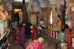 திருப்புல்லாணி பெருமாள் சுவாமி கோயிலில் உழவாரப்பணி!