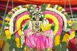 விருத்தாசலம் அங்காள பரமேஸ்வரி கோவிலில் ஊஞ்சல் உற்சவம்!