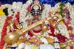 திண்டுக்கல் செல்லாண்டியம்மன் சரஸ்வதி அலங்காரத்தில் வீதி உலா!