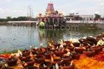திருக்கோஷ்டியூரில் மாசித் தெப்ப உற்சவம்!