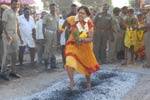 மேல்மலையனூர் அங்காளம்மன் கோவிலில் தீமிதி திருவிழா!