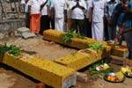 செஞ்சி கோவில் தூண்களுக்கு பூஜை
