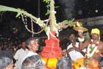 சோழவந்தான் ஜெனகைமாரியம்மன் கோயிலில்.. மூன்றுமாத கம்பத்தில் கொடியேற்றுவிழா!