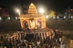 வடபழனி ஆண்டவர் கோவிலில்.. வறண்ட குளத்தில் தெப்ப திருவிழா!