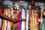 ஆண்டாள் சூடிய பரிவட்டம், கிளி.. ஸ்ரீரங்கம் கோயிலுக்கு சென்றது!