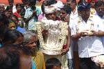 திரவுபதியம்மனுக்கு அம்மனுக்கு வெள்ளிக் கவசம் அணிவிப்பு!