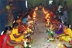 பாகூர் முத்தாலம்மன் கோவிலில் விளக்கு பூஜை!