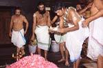 வைகாசி பூஜை முடிந்து சபரிமலை நடை அடைப்பு!