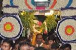 கரூர் மாரியம்மன் கோவில் கம்பம் ஆற்றில் விடும் விழா!