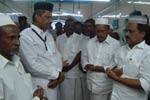 ஜம்பவன் ஓடை ஆண்டவர் தர்காவில் எம்.பி., தியானம்!