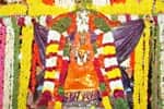 கிராம தேவதை உற்சவம்: பூந்தேரில் பொன்னியம்மன்!