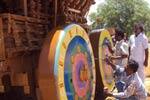 மாயூரநாதசுவாமி கோயிலில் சுவாமி, அம்மன் பவனி வர தயாரான தேர்!