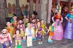 காரைக்கால் மாங்கனி விழா: தயார்நிலையில் பழமைவாய்ந்த பொம்மைகள்!