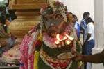 வீரட்டானேஸ்வரர் கோவிலில் பிரதோஷ வழிபாடு!