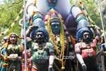 மடப்புரம் காளிகோயிலுக்கு ரூ.8 லட்சத்தில் நிலைக்கதவு!