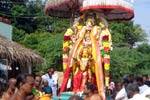 தீவனூரில் கருடசேவை உற்சவம்!