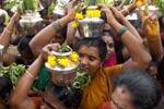 நாகையில் 5 ஆயிரம் பெண்கள் பால்குடம் பிராத்தனை!