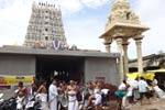 பெருமாள் கோவிலில் உழவாரப் பணி முகாம்!