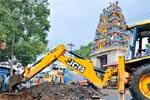 வீரராகவப் பெருமாள் கோவில் முன் பாலம்: விரைந்து முடிக்க எதிர்பார்ப்பு!