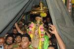 ரங்கநாதா கோஷம் முழங்க.. ஸ்ரீரங்கம் சொர்க்கவாசல் திறப்பு!