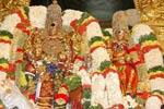 மதுரை மீனாட்சி அம்மன் கோயிலில் அஷ்டமி பிரதட்சணம்!