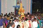 குழந்தை ஏசு ஆலயத்தில் ஆடம்பர தேர் பவனி