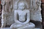 பார்சுவநாதர் தீர்த்தங்கரர் கற்சிலை கண்டெடுப்பு!