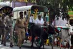 போலீஸ் பாதுகாப்புடன் பழநி வந்த காரைக்குடி நகரத்தார் வைரவேல்!