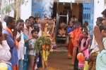 எஸ்டேட் கோவில்களில் திருவிழா கோலாகலம்!
