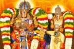 மீனாட்சி கோவிலில் புத்தாண்டு பூஜை: அம்மன், சுவாமிக்கு வைர கிரீடம்!