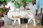 மாந்தோப்பு அங்காளஈஸ்வரி கோயிலில் வெள்ளி தகடில் ரிஷப வாகனம்!