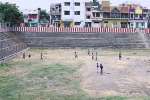 கிரிக்கெட் மைதானமான திருவொற்றியூர் கோவில் குளம்!